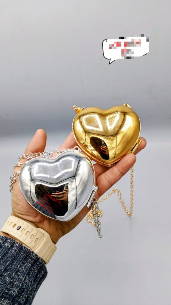 Mini Heart Clutch
